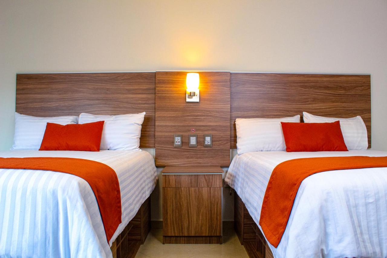 La Casa Del Reloj - Zona De Hospitales Otel Meksika Dış mekan fotoğraf