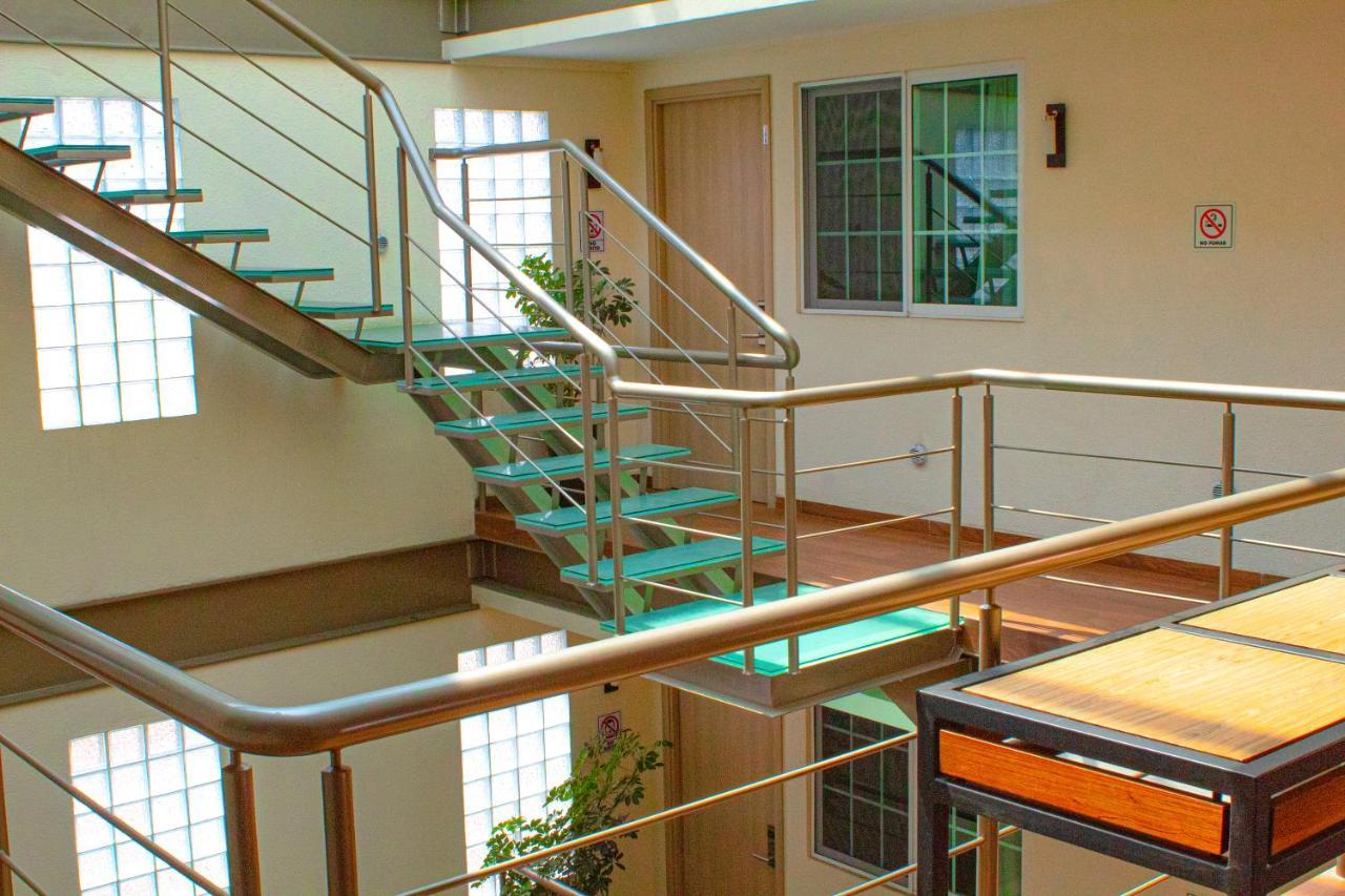 La Casa Del Reloj - Zona De Hospitales Otel Meksika Dış mekan fotoğraf