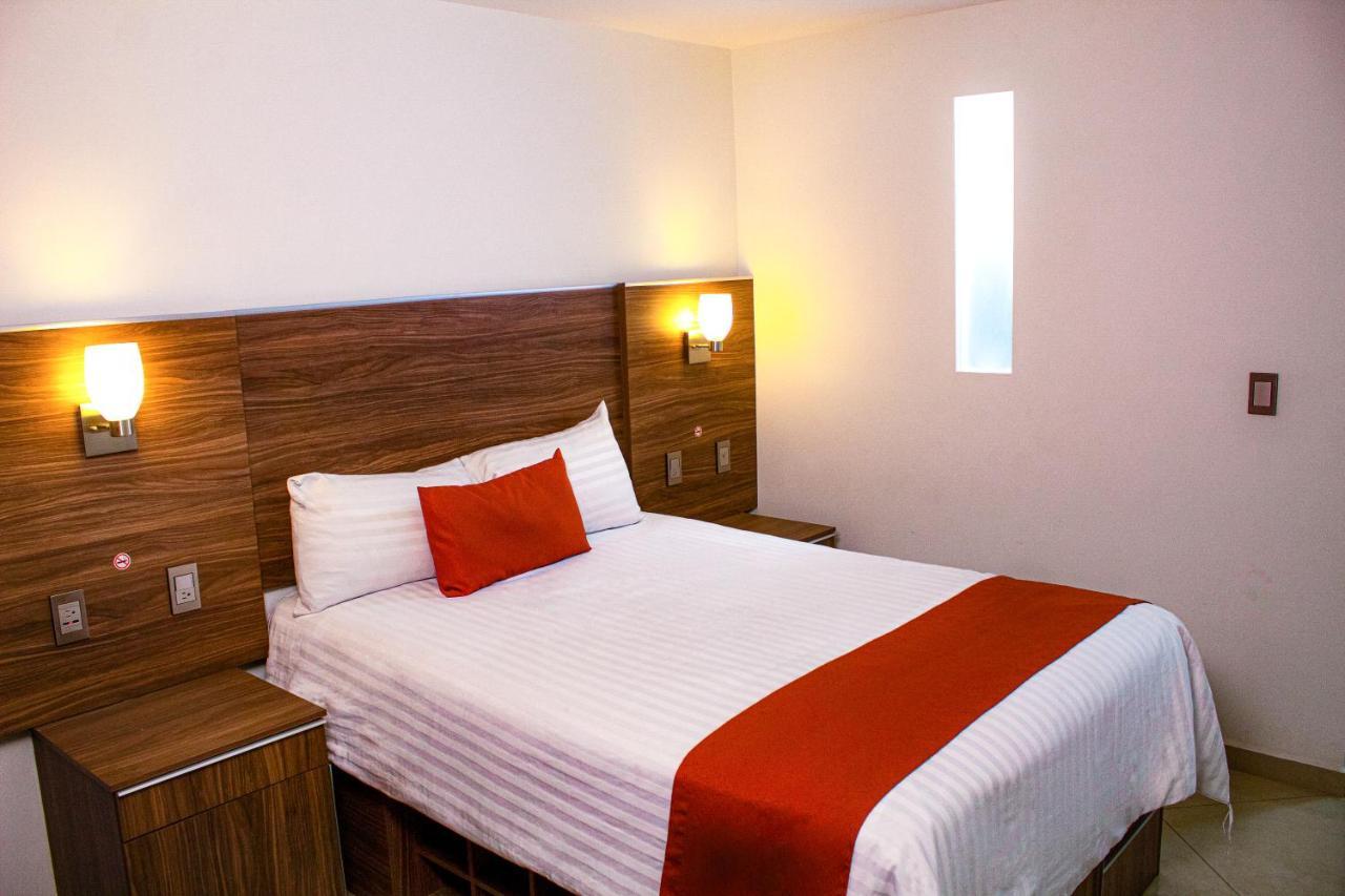 La Casa Del Reloj - Zona De Hospitales Otel Meksika Dış mekan fotoğraf